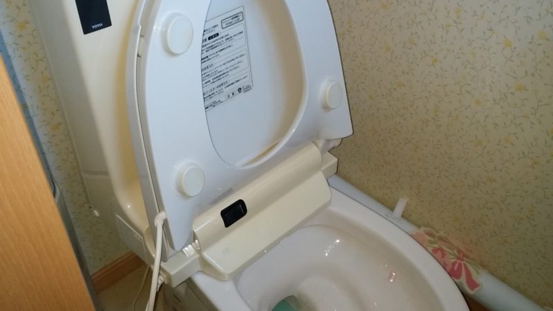 江別市 見晴台 トイレの詰まり修理 │無理やり流すのは注意です