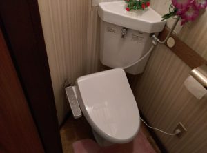 札幌市 東区 トイレ 温水洗浄便座 破損不具合　便座交換完了