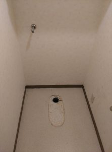 トイレ を できるだけ安く 交換したい ｜札幌市厚別区｜交換中