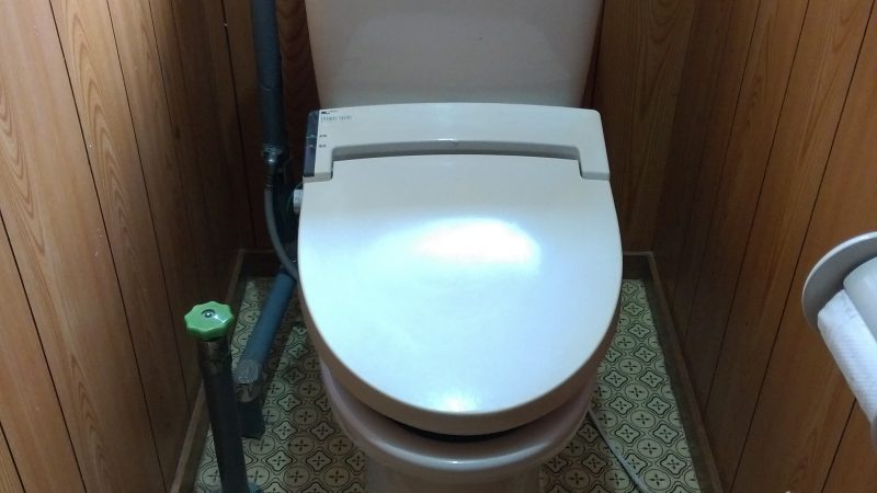 便座はそのままでトイレだけ新しくしたい ｜ 江別市 新栄台 ｜ トイレの 本体交換工事