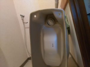 トイレが流れない 詰まり 修理 ｜ 札幌市 中央区｜ 詰まり原因発見